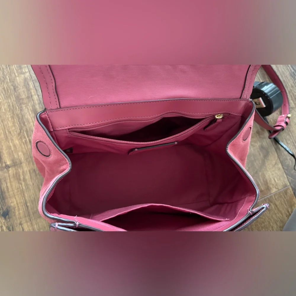 Coach F22348 Faye Carryall, Mixed Material Rouge/Gold - Picture 11 of 16